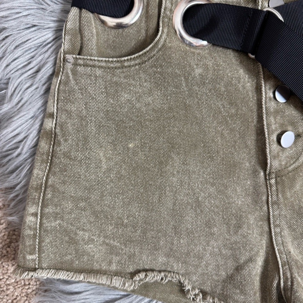Olive Green High-Waisted Shorts with Belt | NWT | - Picture 2 of 4
